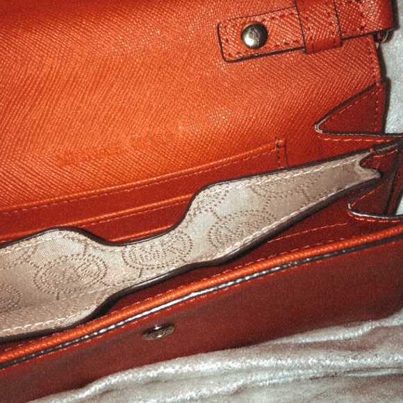 Bags - Picture 5 of 5